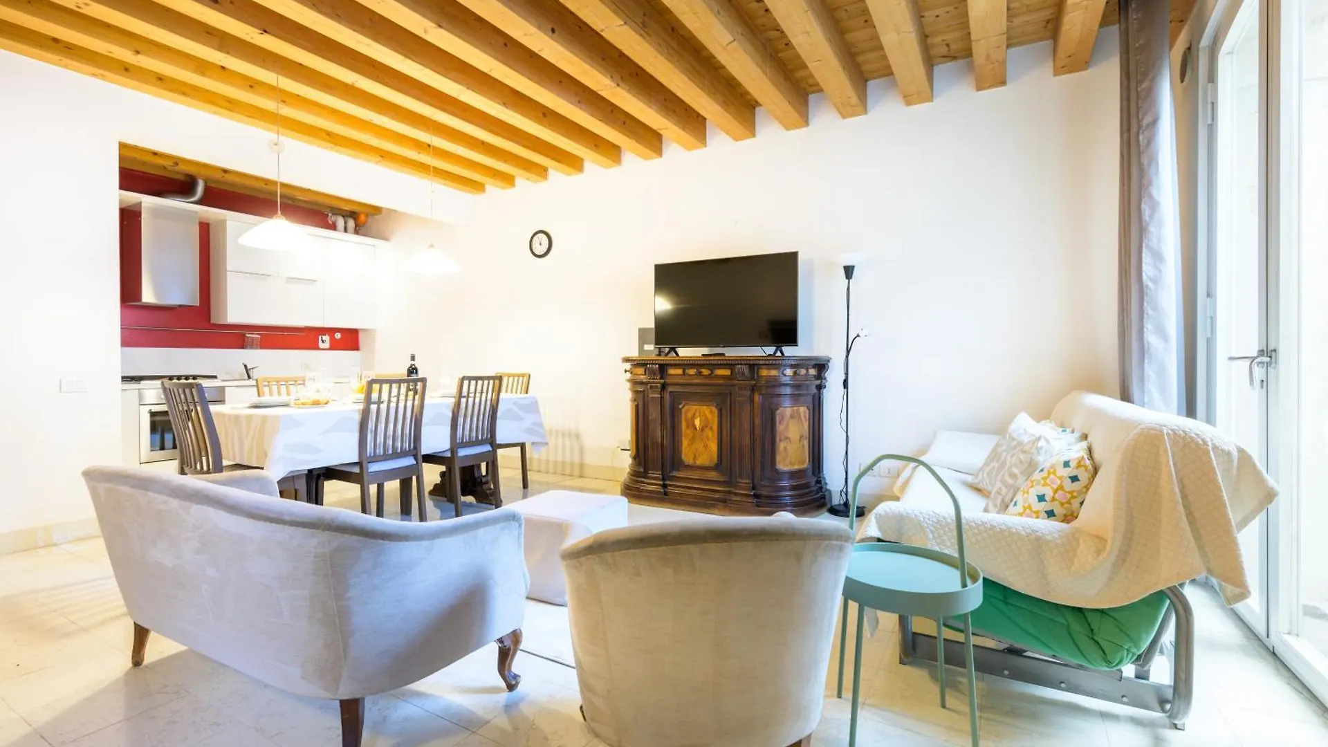 Modern Arch Apartment Venice